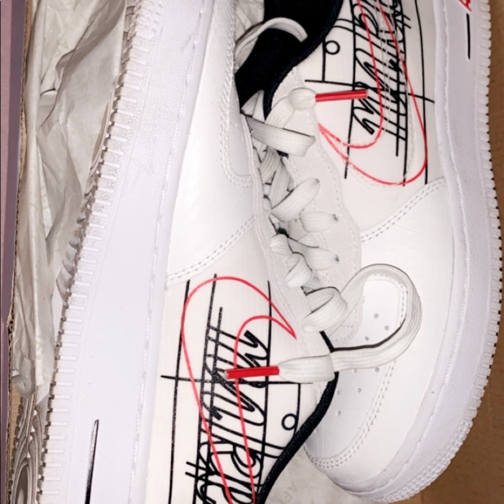 Nike Air Force 1
